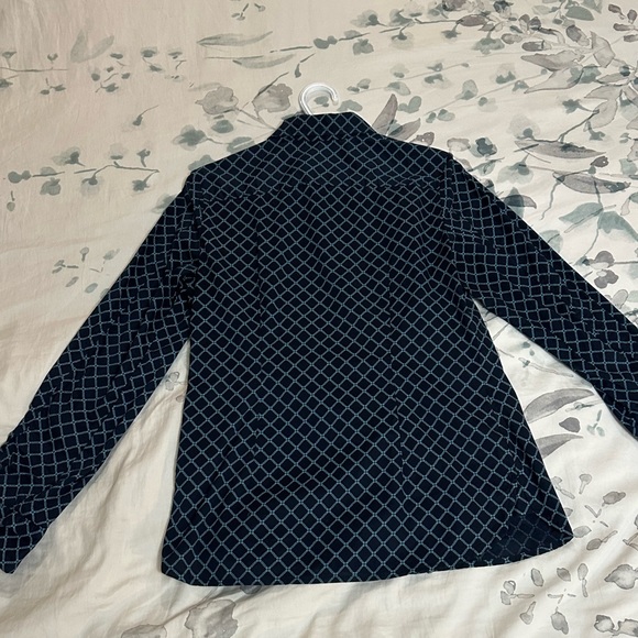 Tommy Hilfiger button up women’s blouse, size small. - Picture 2 of 5